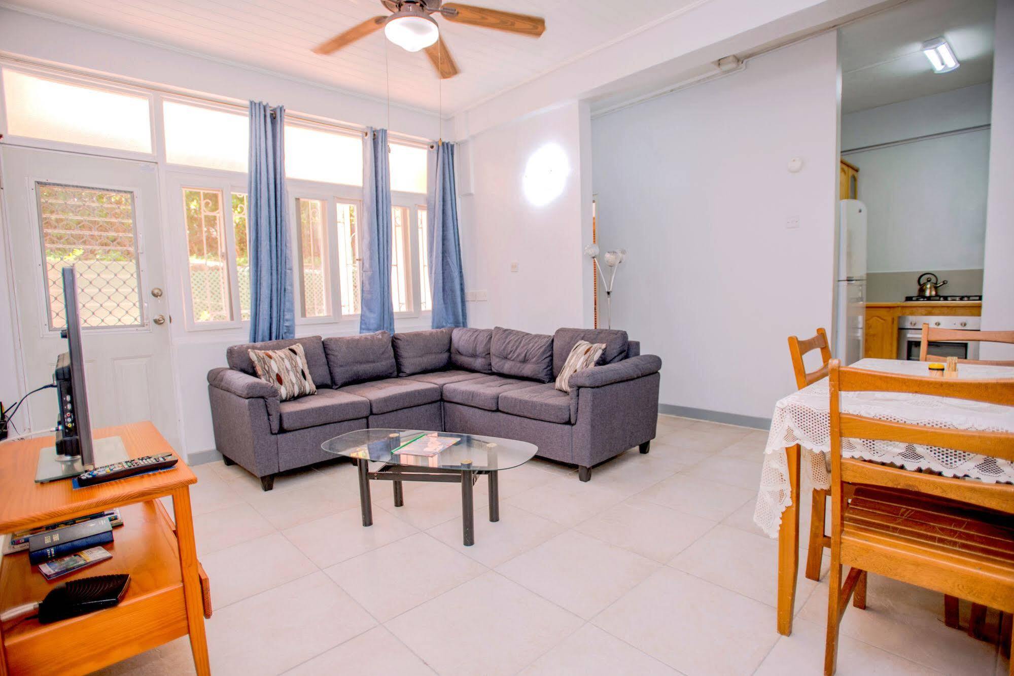 Bougainvillea Apartments St. George's Εξωτερικό φωτογραφία